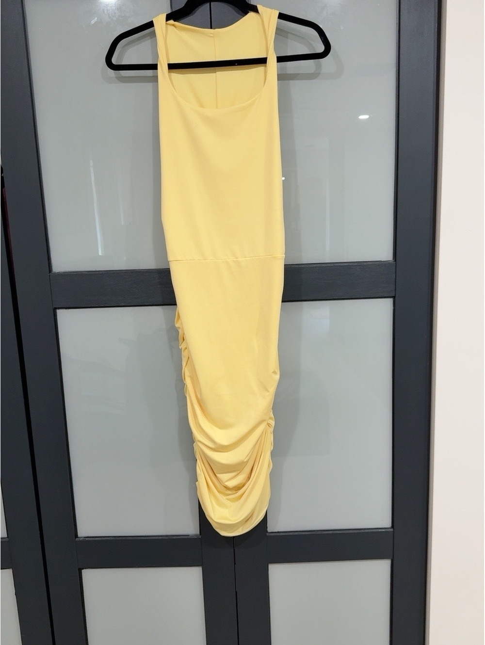 Yellow Ruched Bodycon Midi Dress – Size Medium